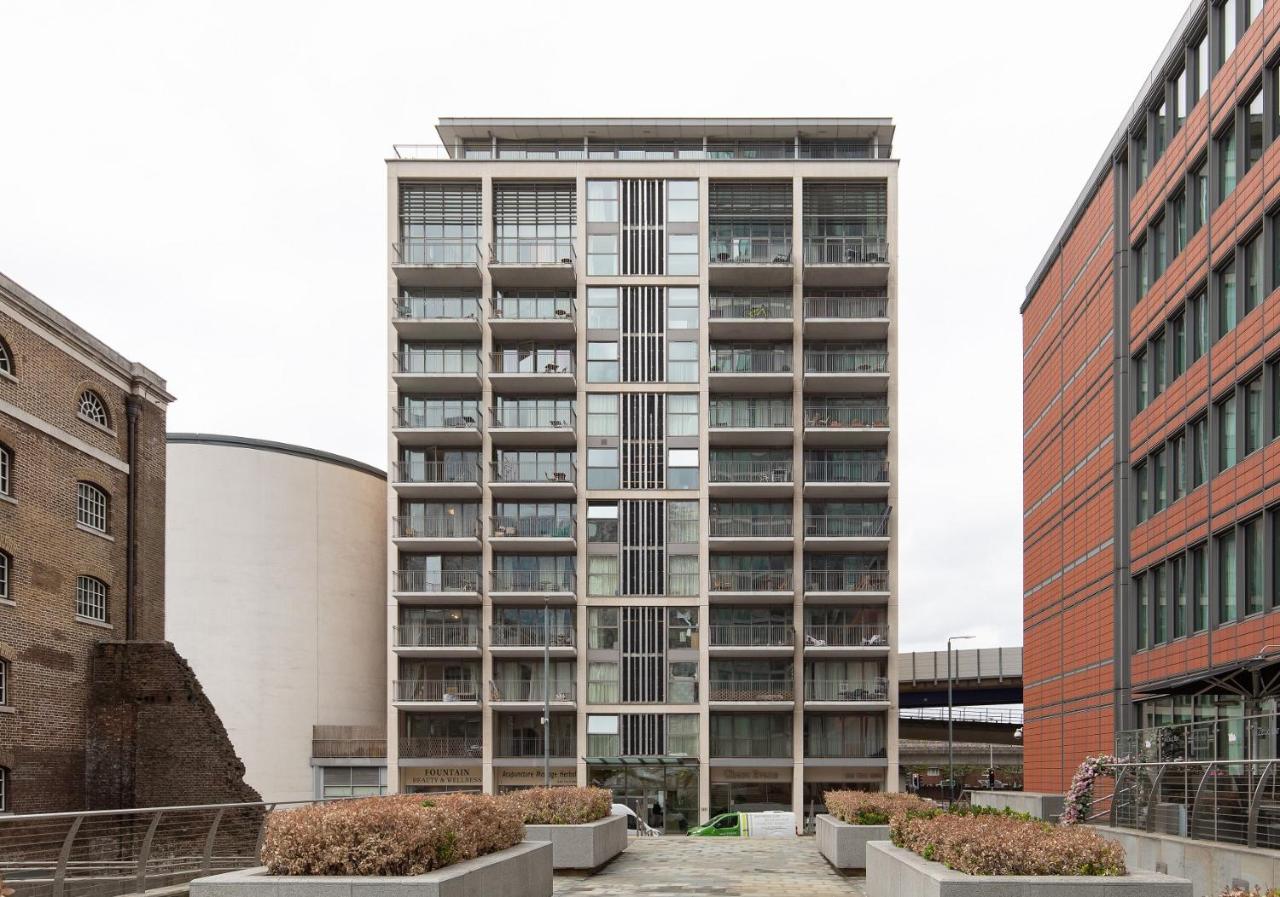 The Canary Wharf Secret - Glamorous 3Bdr Flat With Terrace And Parking Apartamento Londres Exterior foto