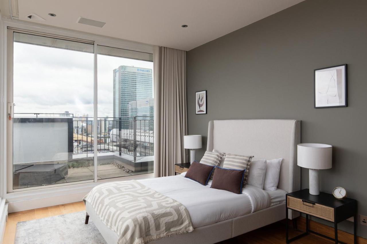 The Canary Wharf Secret - Glamorous 3Bdr Flat With Terrace And Parking Apartamento Londres Exterior foto